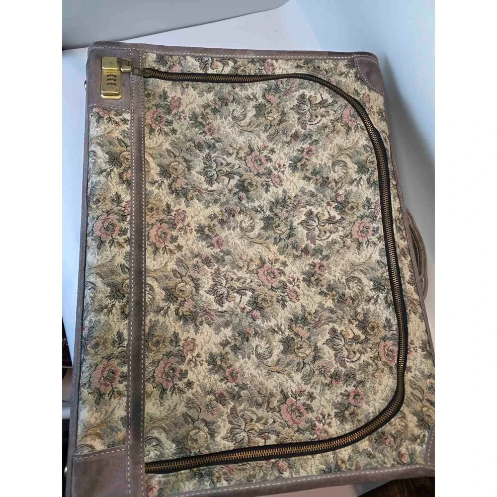Vintage Suitcase French Luggage Co Gray Floral Rose Tapestry & Suede Leather 23